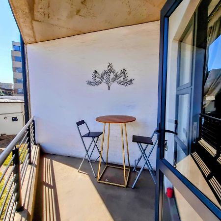 Kaleaba House In Vibey Maboneng Precint Apartment Йоханесбург Екстериор снимка