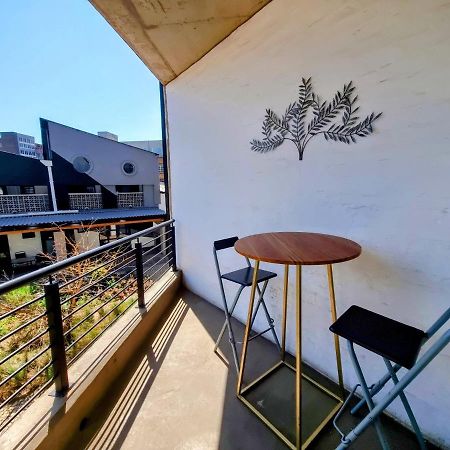Kaleaba House In Vibey Maboneng Precint Apartment Йоханесбург Екстериор снимка