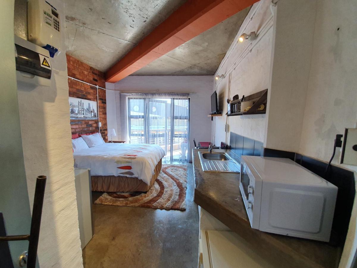 Kaleaba House In Vibey Maboneng Precint Apartment Йоханесбург Екстериор снимка