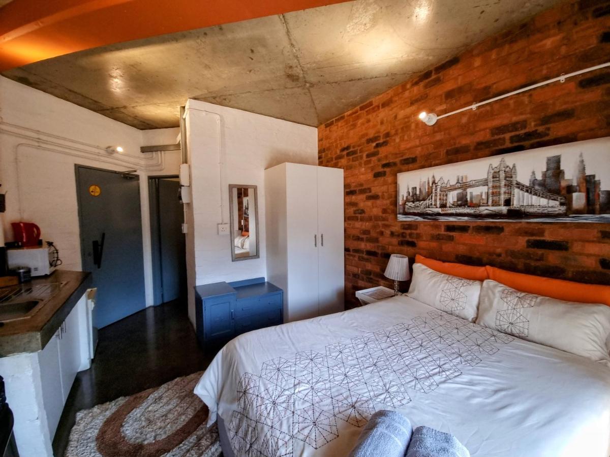 Kaleaba House In Vibey Maboneng Precint Apartment Йоханесбург Екстериор снимка